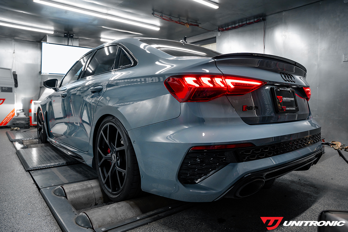 Unitronic 8Y RS3 dyno