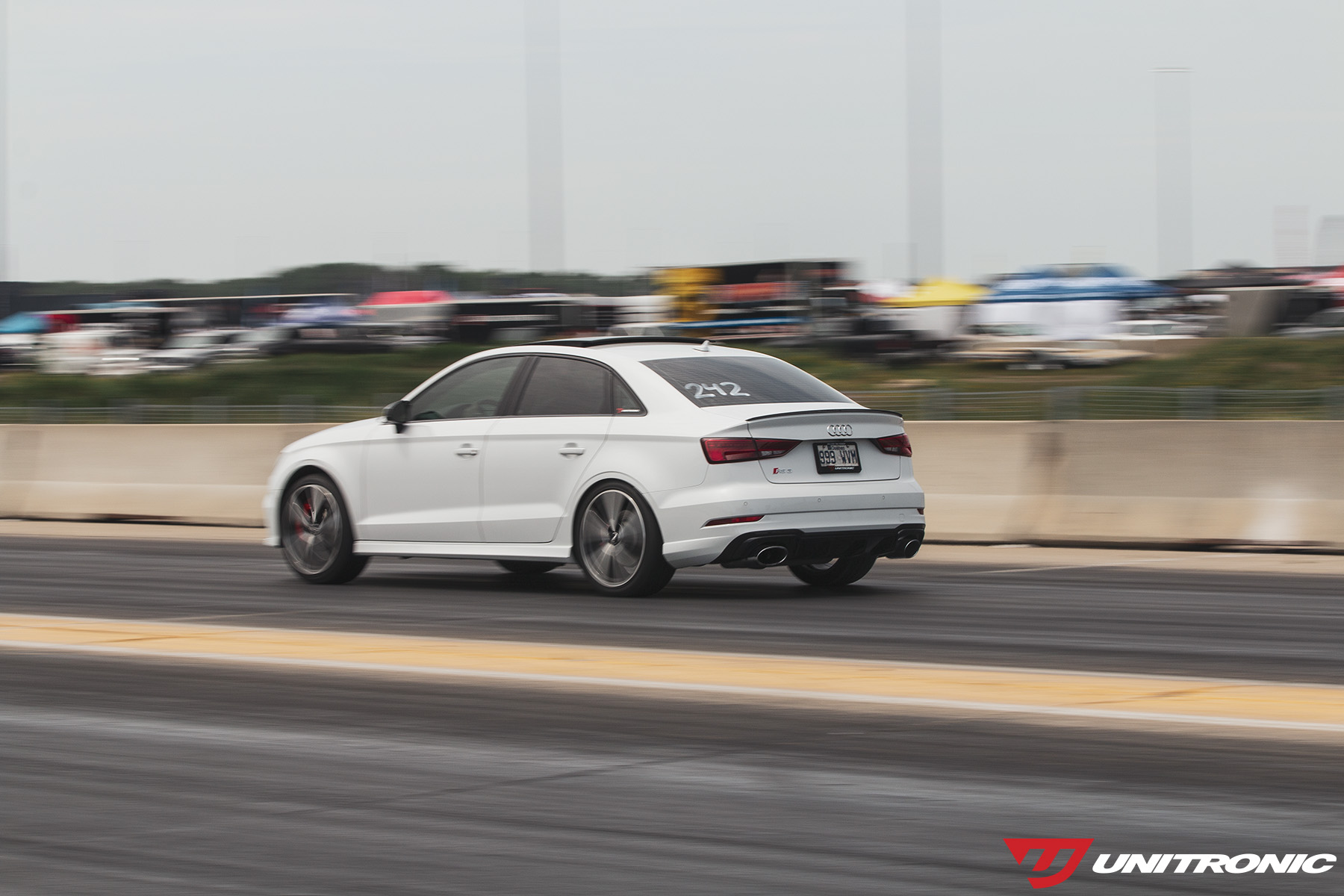 Uni RS3 at the Dragstrip
