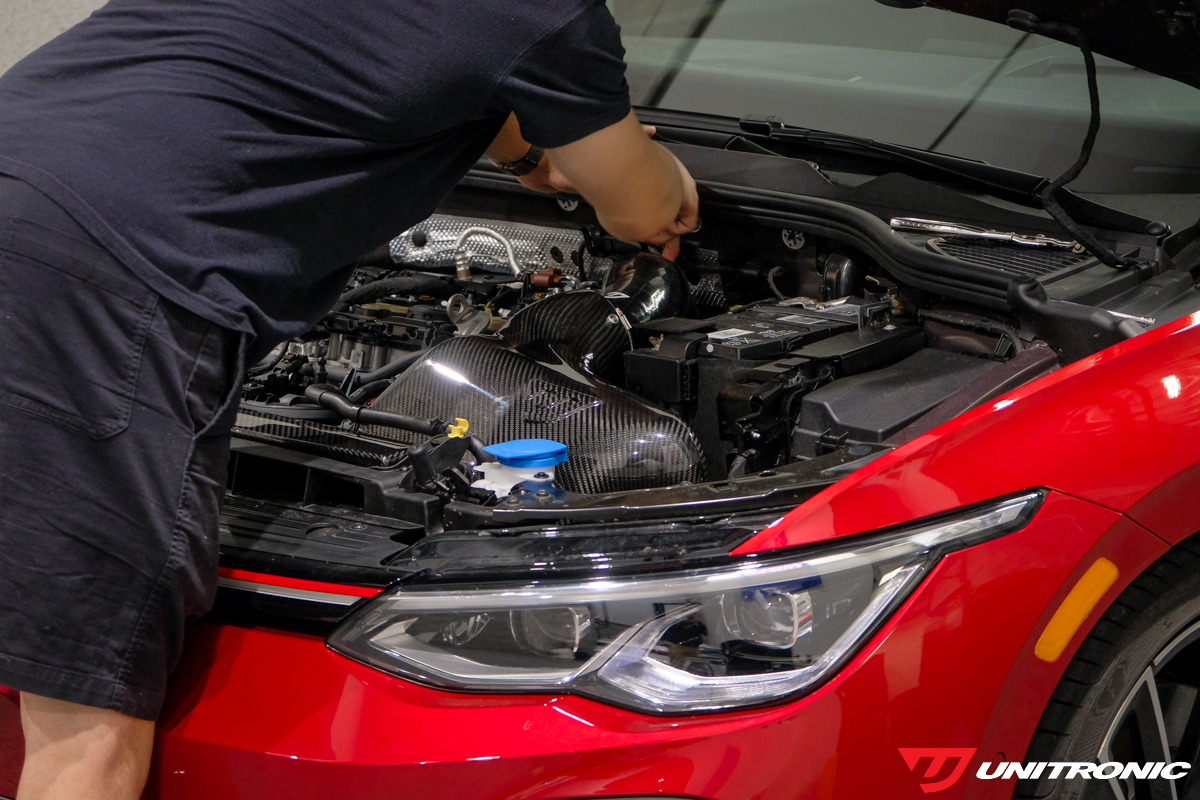 MK8 GTI engine bay