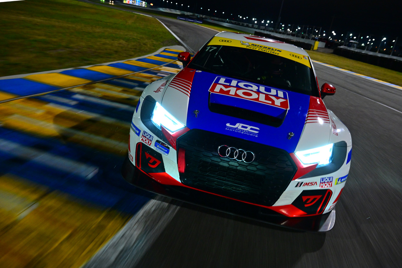 Uni JDC Audi RS 3 LMS TCR