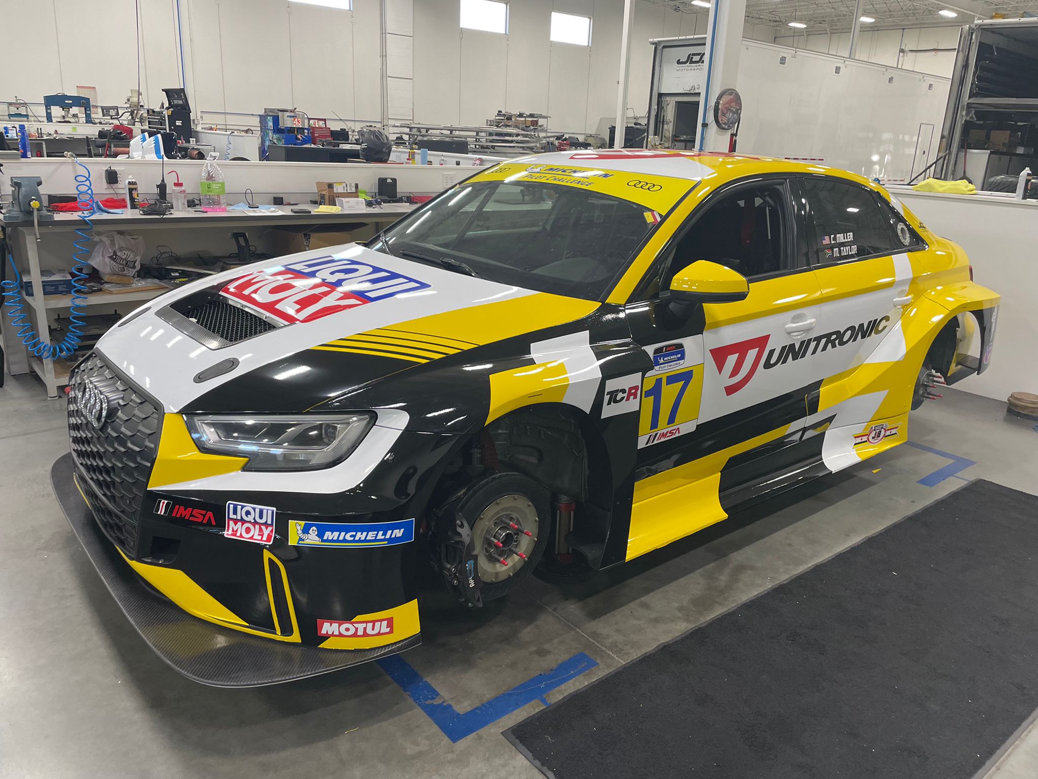 Uni JDC Audi RS 3 LMS TCR