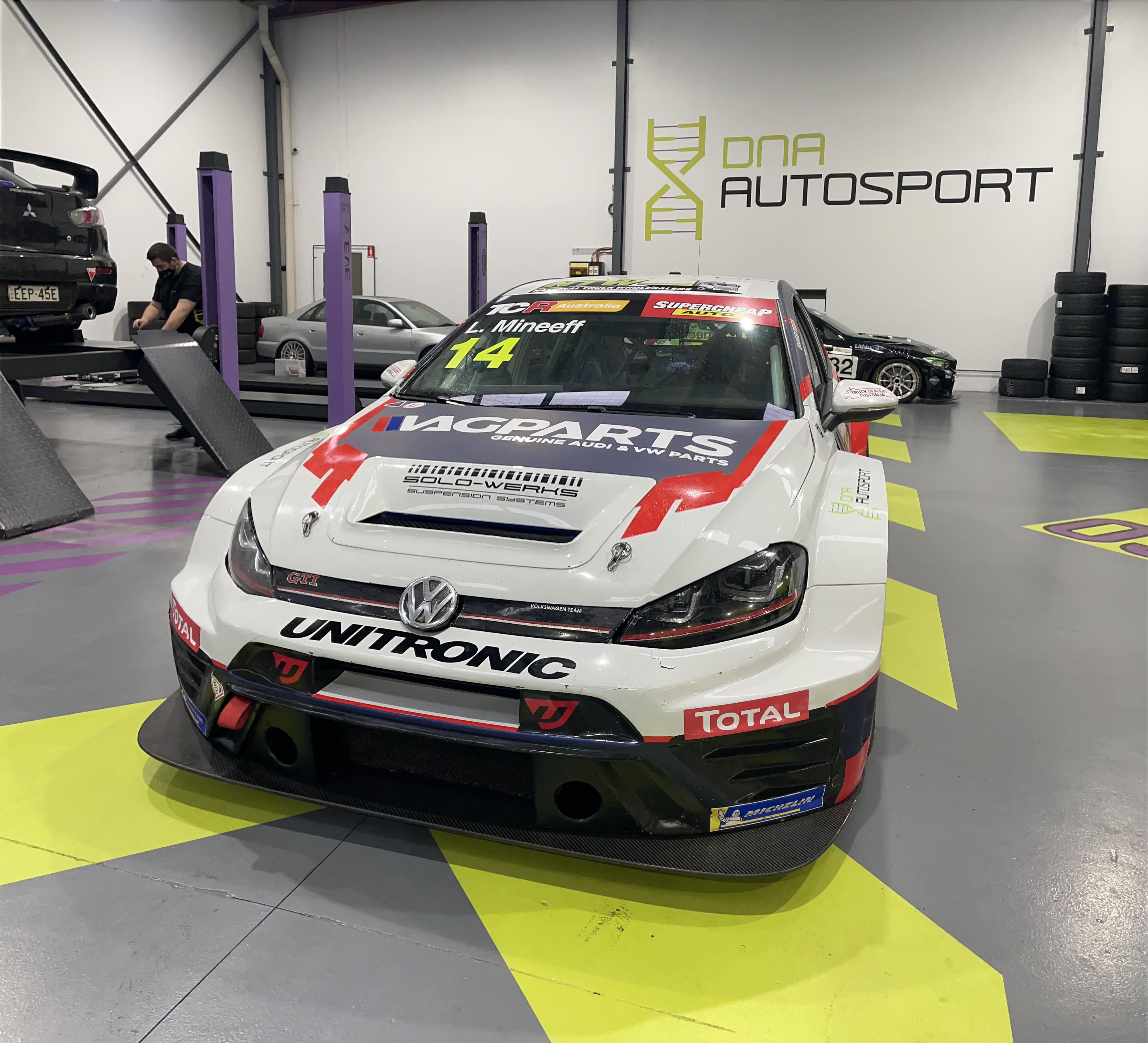 Uni TCR Australia