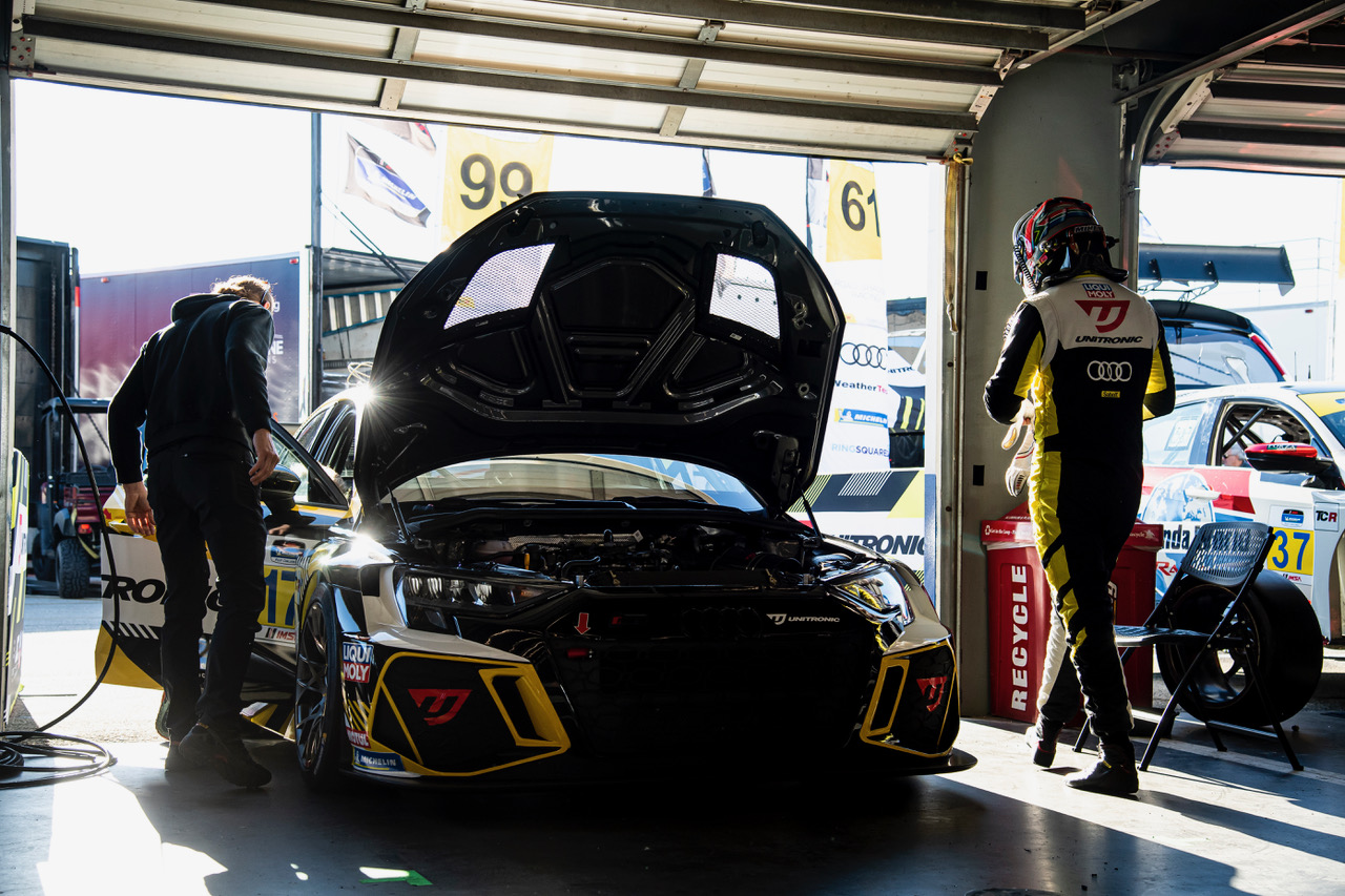 Uni JDC RS3 TCR